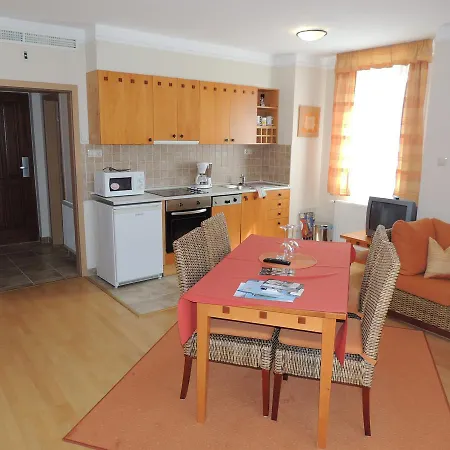 Bukfurdo Golf Apartman דירה