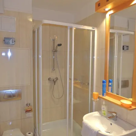 Bukfurdo Golf Apartman דירה